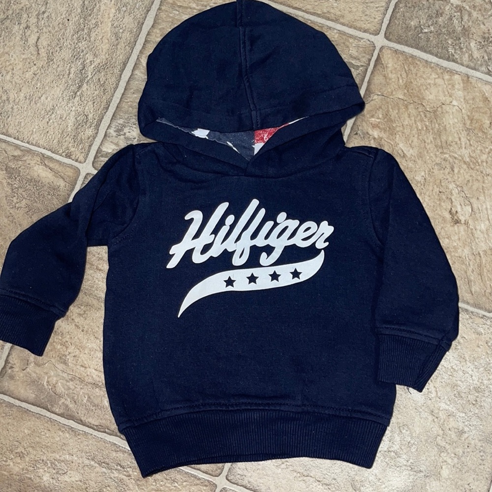Tommy hoodie